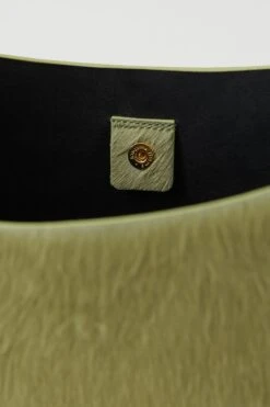 CLOSED Half Round Bag Large Fell 10 CLOSED Half Round Bag Large Fell -CLOSED Verkäufe C90308 86C 22 682 3