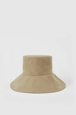 CLOSED Rain Hat