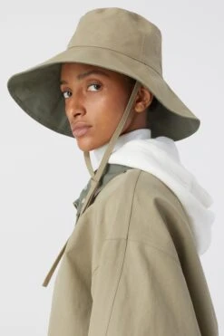 CLOSED Rain Hat -CLOSED Verkäufe C90695 60N 22 149 3