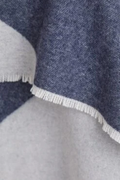 CLOSED Gestreifter Logo-Schal -CLOSED Verkäufe C90828 71O 22 568 3