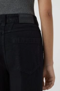 CLOSED Melfort 14 CLOSED Melfort -CLOSED Verkäufe C91333 19P 28 100 4