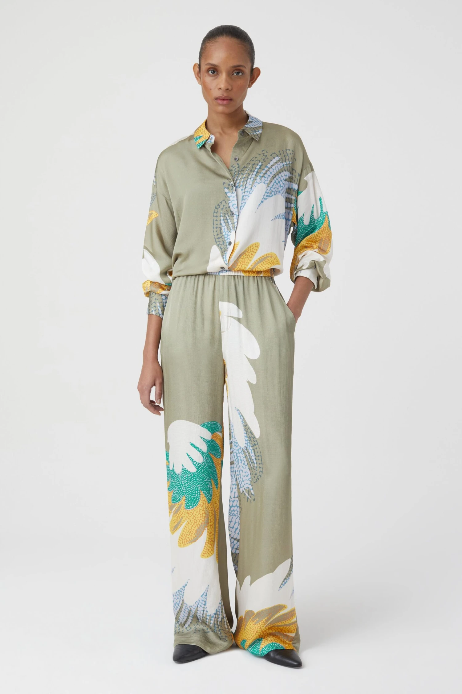 CLOSED Bluse Aus Viskose 7 CLOSED Bluse Aus Viskose – Bild 5