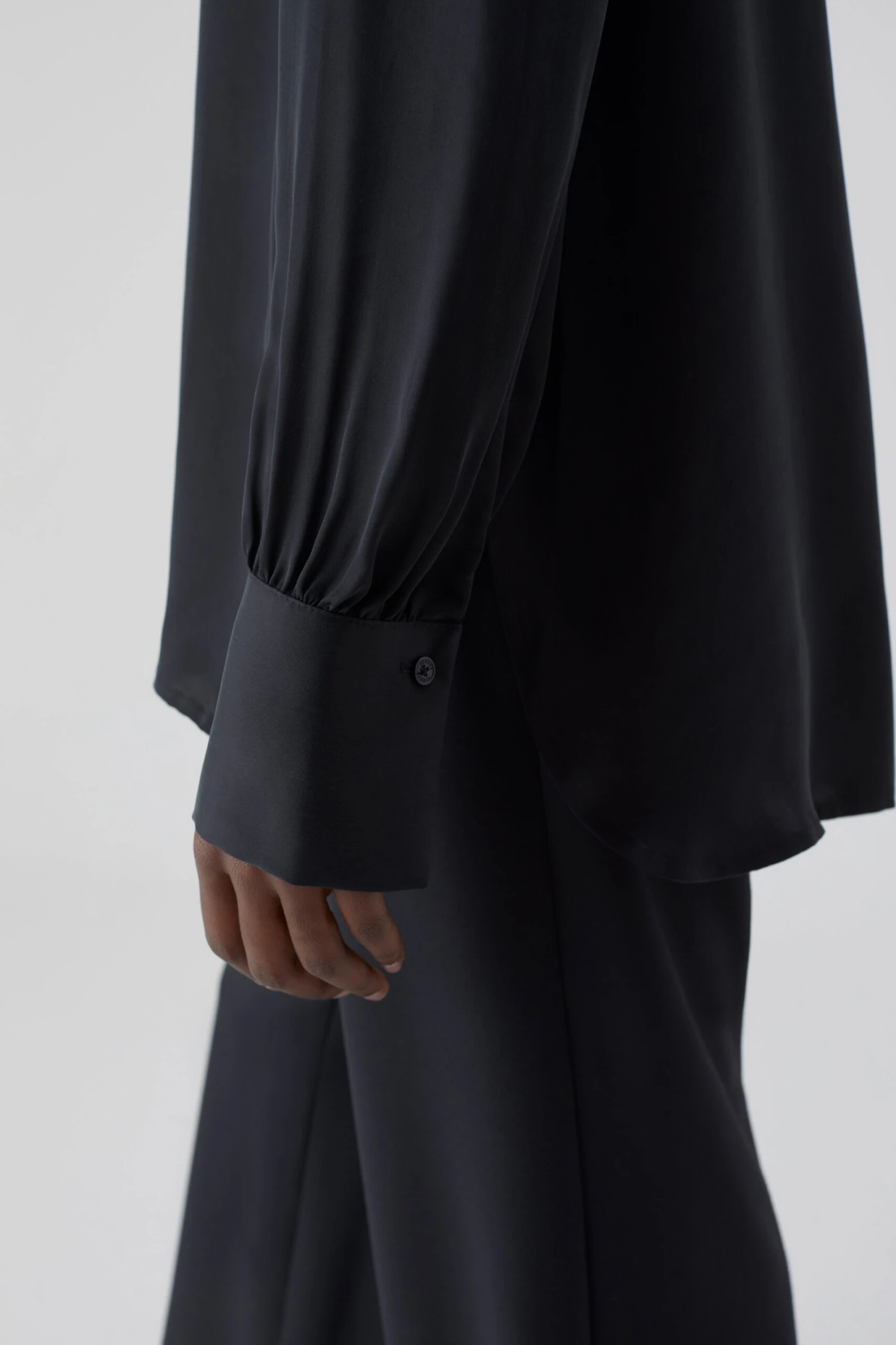 CLOSED Bluse Aus Cupro 6 CLOSED Bluse Aus Cupro – Bild 4