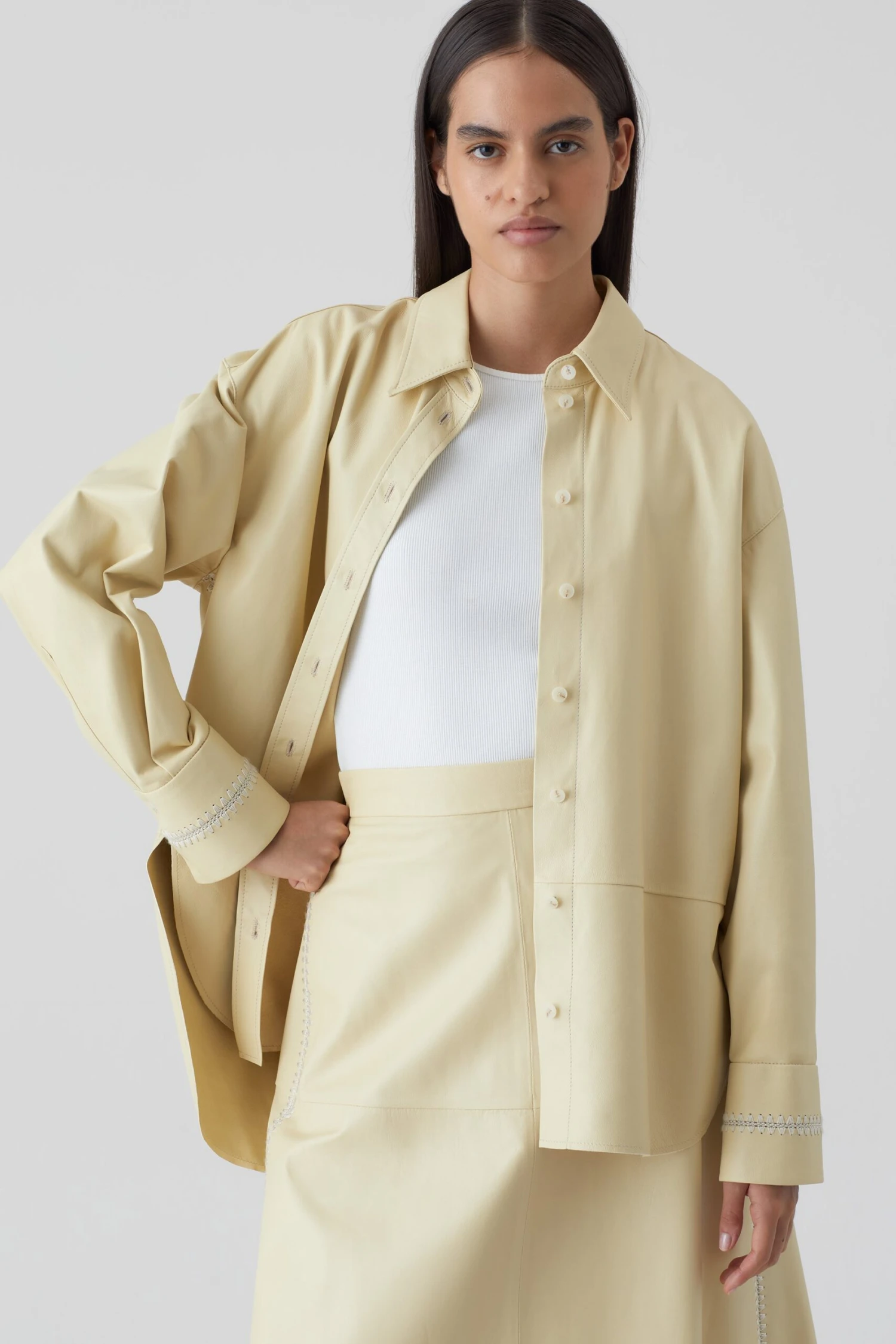 CLOSED Hemdbluse Aus Leder 6 CLOSED Hemdbluse Aus Leder – Bild 4